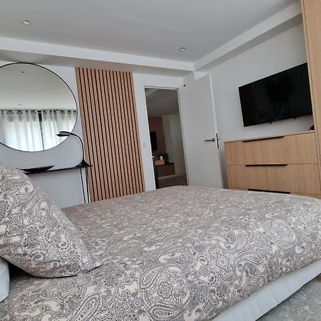 Moderne F3 - 10 Min Aeroport Cdg - Paris - Parc Asterix - Disneyland Paris - Tour Eiffel - Champs Elysee - 15 Min Parc Des Expositions Villepinte - 10 Min Le Bourget - 5 Min Du Golf International De Roissy- Jo 2024 Le Thillay Exteriör bild